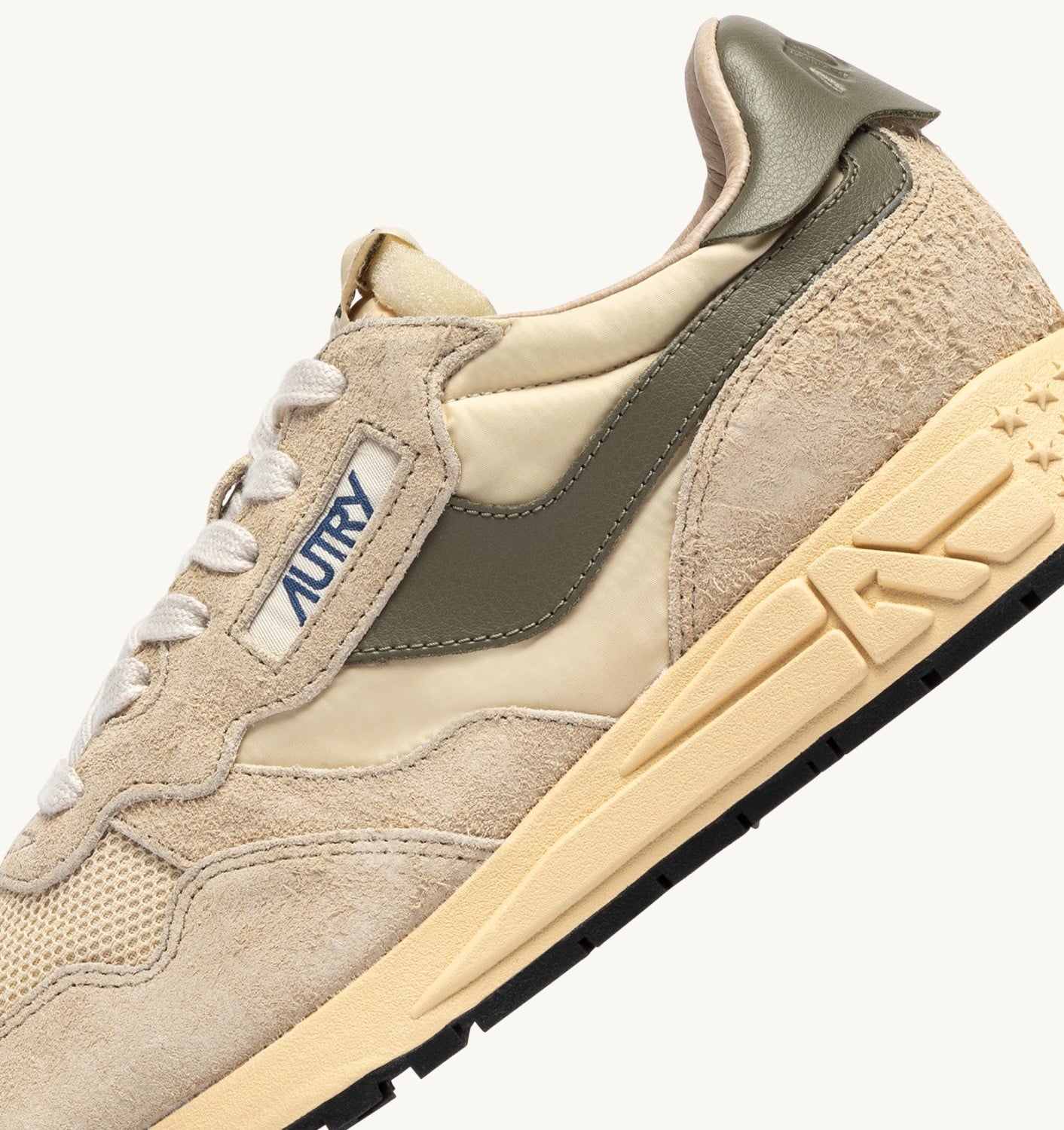 REELWIND LOW SNEAKERS IN ECRU AND COVERT GREEN NYLON AND SUEDE