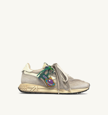 REELWIND SUPER VINTAGE SNEAKERS IN WOODSMOKE AND WHITE SUEDE AND NYLON