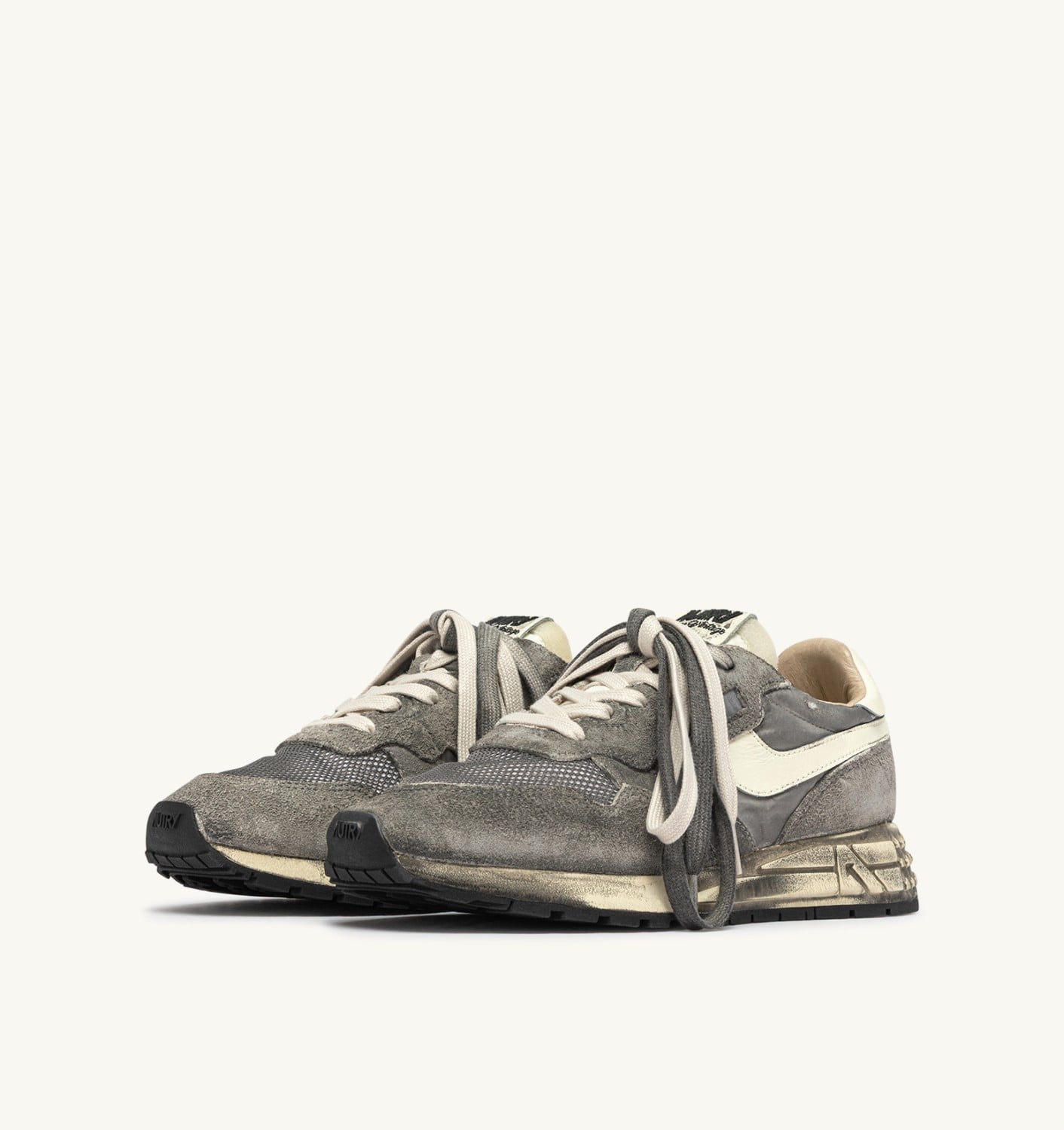 REELWIND SUPER VINTAGE SNEAKERS IN WHITE AND BLACK SUEDE AND NYLON