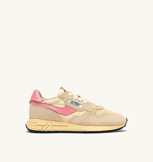 REELWIND LOW SNEAKERS IN ECRU AND GERANIUM PINK NYLON AND SUEDE