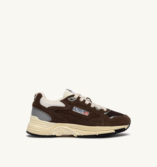 HYPERWAY SNEAKERS IN MARSHMALLOW AND TERRACOTTA SUEDE AND MESH