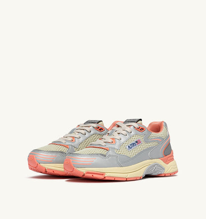 HYPERWAY SNEAKERS IN SILVER ASPARAGUS AND PEACH PINK SYNTHETIC LEATHER AND MESH