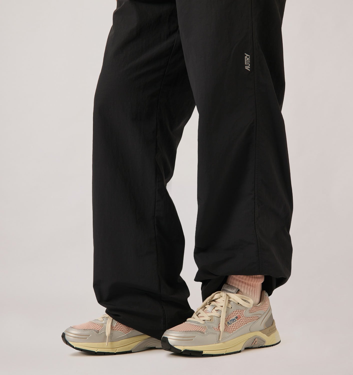 HYPERWAY SNEAKERS IN SILVER, POWDER AND FEATHER GRAY SYNTHETIC LEATHER AND MESH