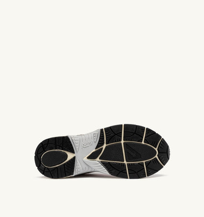 HYPERWAY SNEAKERS IN SILVER, POWDER AND FEATHER GRAY SYNTHETIC LEATHER AND MESH