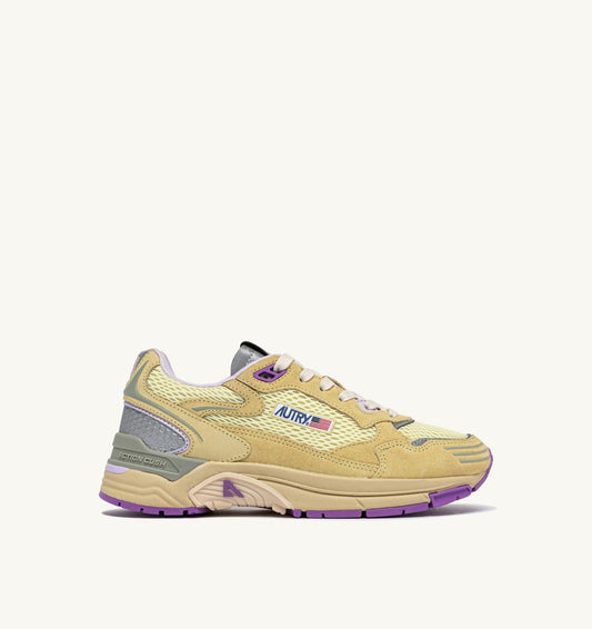 HYPERWAY SNEAKERS IN STRAW AND ORCHID HUST MESH AND SUEDE