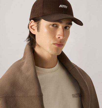 BASEBALL CAP WITH EMBROIDERED LOGO UNISEX