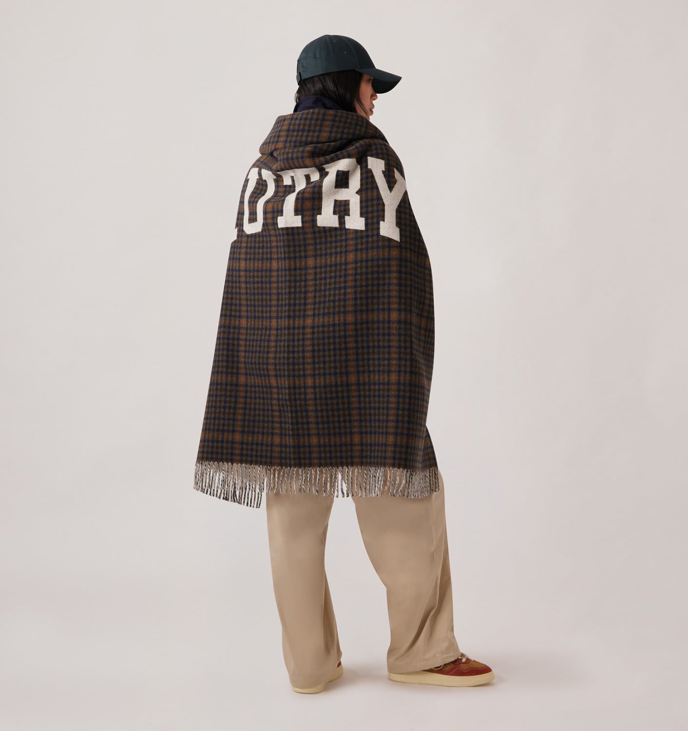 CHECKED BLANKET WITH MAXI LOGO UNISEX
