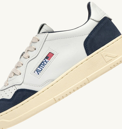 MEDALIST LOW SNEAKERS IN WHITE LEATHER AND DENIM SUEDE