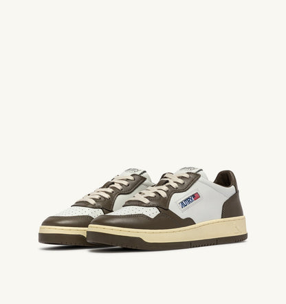 MEDALIST LOW BICOLOR SNEAKERS IN WHITE AND CHOCOLATE LEATHER