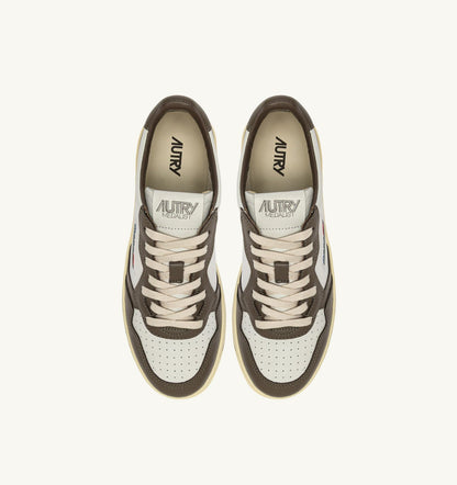 MEDALIST LOW BICOLOR SNEAKERS IN WHITE AND CHOCOLATE LEATHER