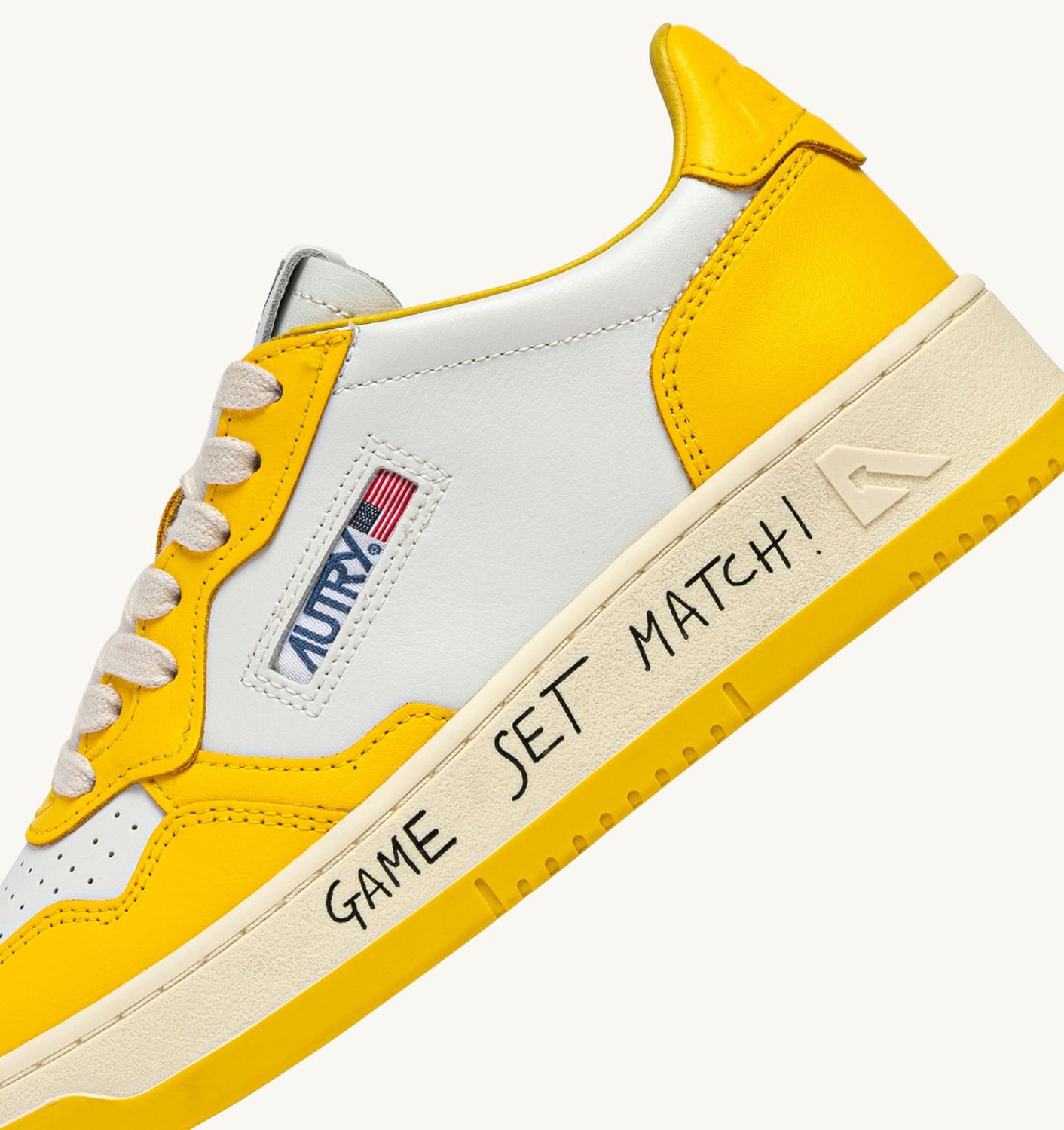 MEDALIST LOW SNEAKERS IN WHITE AND SLICKER LEATHER WITH LETTERING