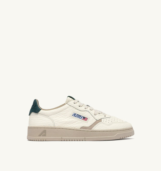 MEDALIST LOW SNEAKERS IN FEATHER GRAY AND DARK SEA LEATHER