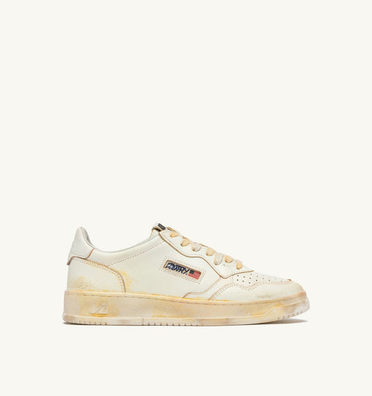 MEDALIST LOW SUPER VINTAGE SNEAKERS IN WHITE LEATHER