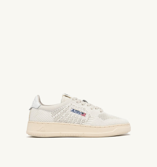 MEDALIST EASEKNIT LOW SNEAKERS IN KNIT COLOR IVORY