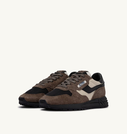 REELWIND LOW SNEAKERS IN DARK BARK PEBBLE AND PHANTOM SUEDE AND NYLON