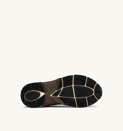 HYPERWAY SNEAKERS IN SAND AND BRICK RED MESH AND SUEDE