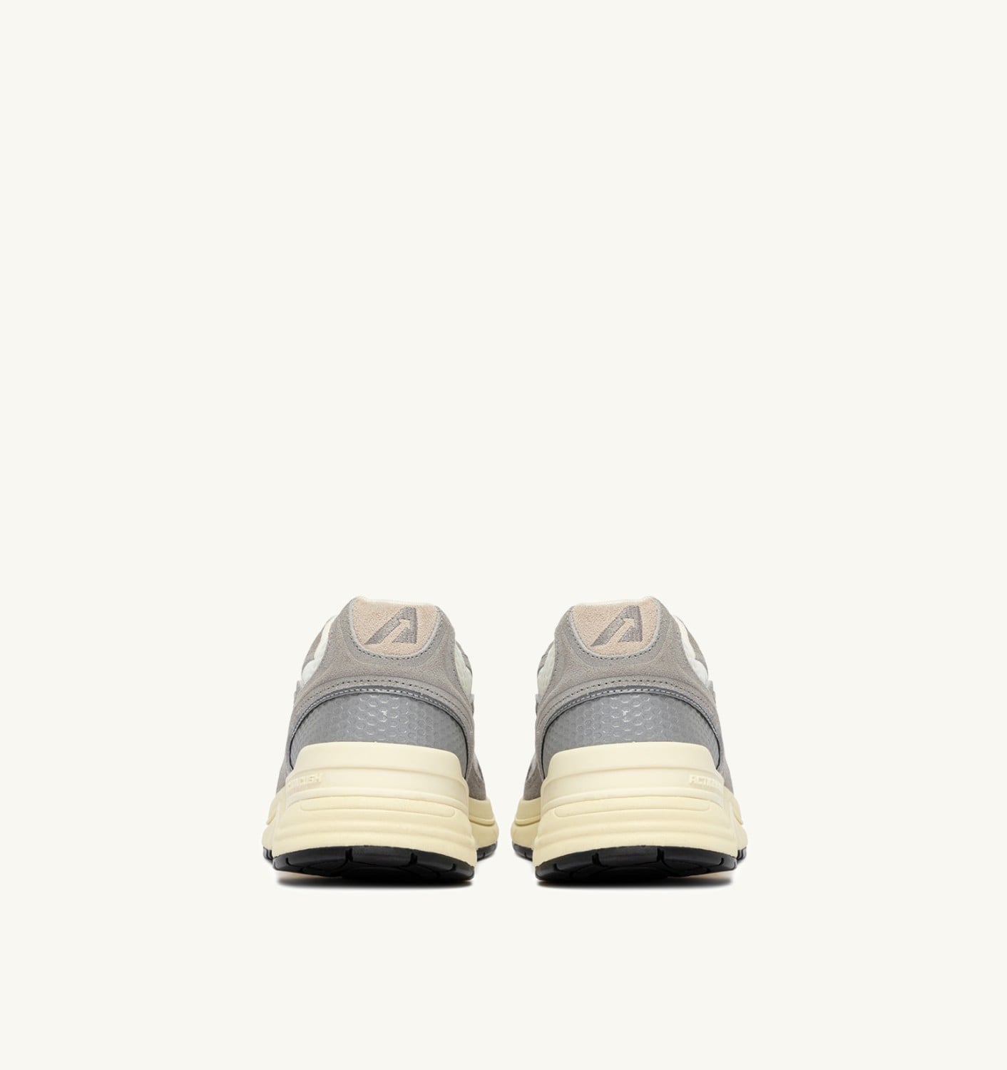 HYPERWAY SNEAKERS IN MARSHMALLOW AND LEAD SUEDE AND MESH