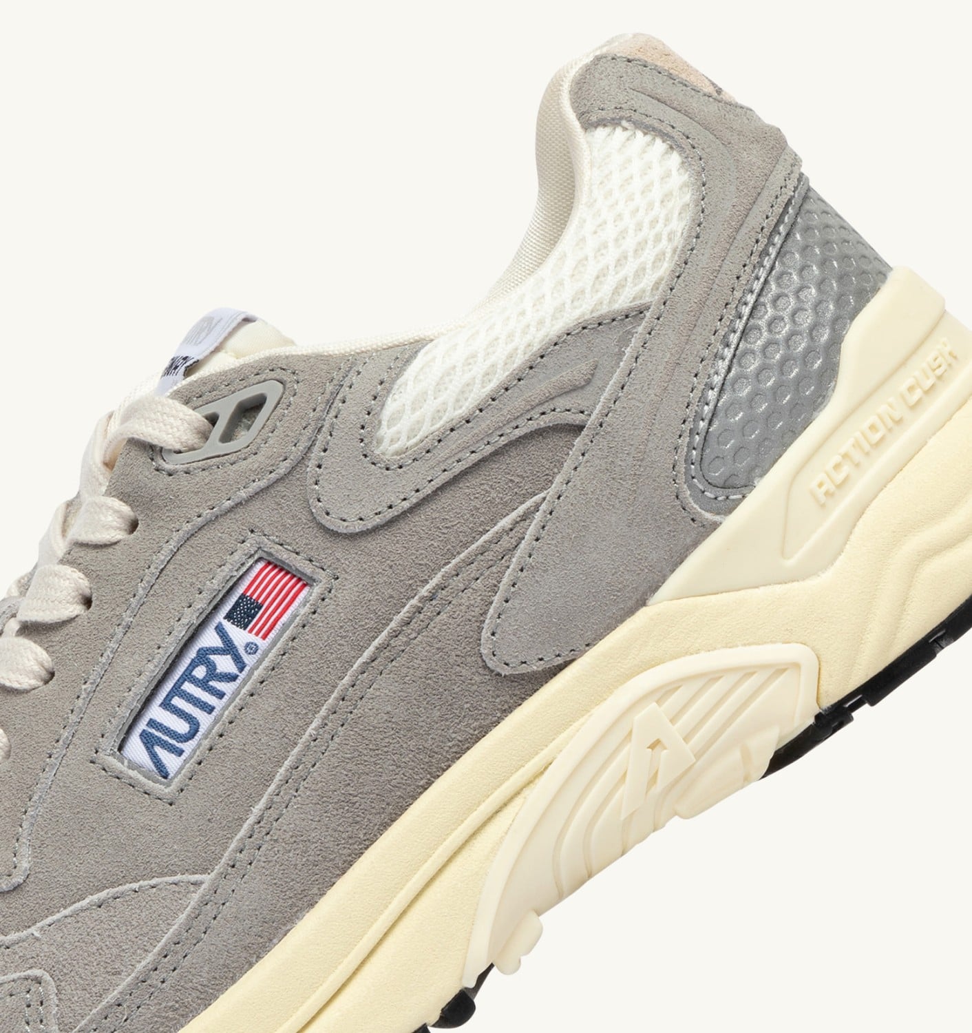 HYPERWAY SNEAKERS IN MARSHMALLOW AND LEAD SUEDE AND MESH