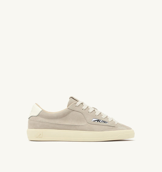 WINDSCAPE LOW SNEAKERS IN ROCK AND MARSHMALLOW SUEDE