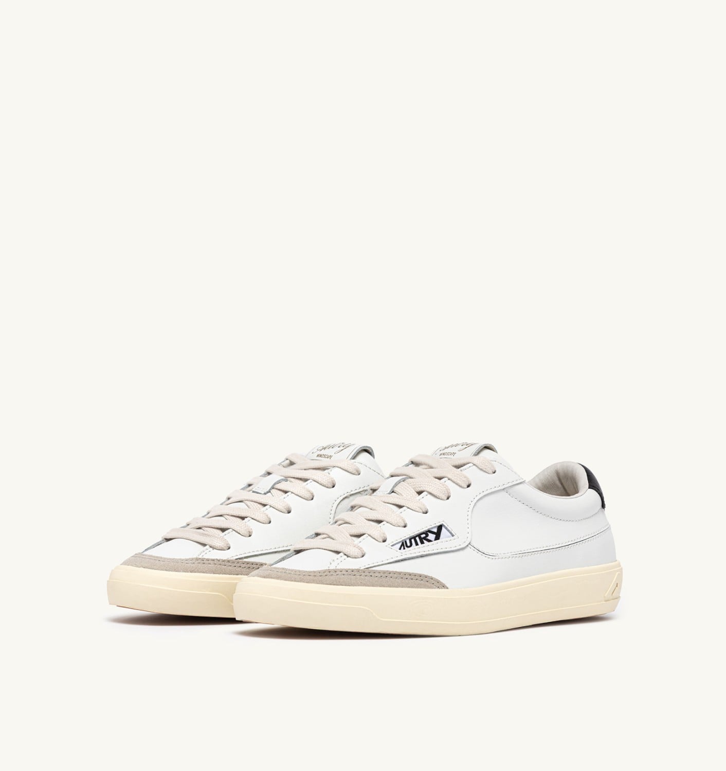 WINDSCAPE LOW SNEAKERS IN WHITE AND BLACK LEATHER