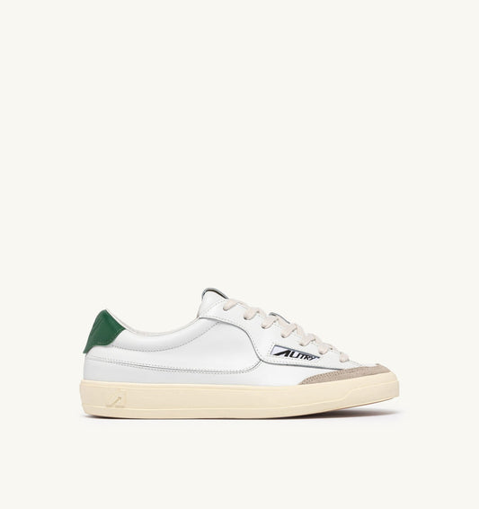 WINDSCAPE LOW SNEAKERS IN WHITE AND AMAZON LEATHER