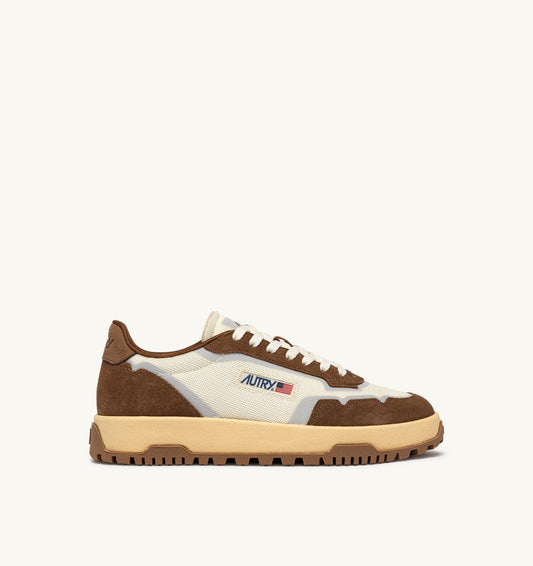 WILDPACE SNEAKERS IN MARSHMALLOW AND CIGAR DRAGON MESH AND SUEDE
