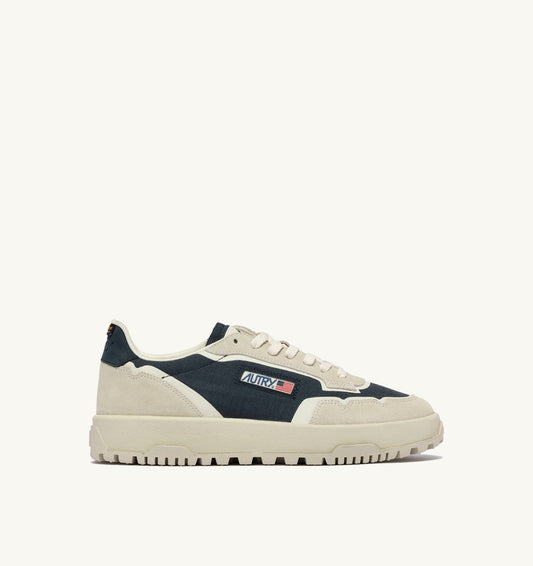 WILDPACE LOW SNEAKERS IN WHITE AND SPACE BLUE CORDURA AND SUEDE