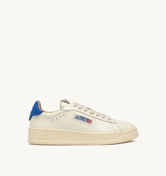 DALLAS LOW SNEAKERS IN MARSHMALLOW AND LAPIS BLUE LEATHER