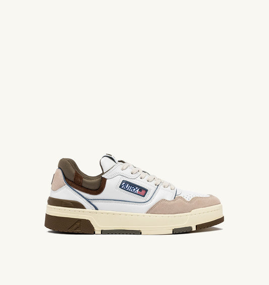 CLC LOW SNEAKERS IN WHITE AND COVERT GREEN LEATHER SUEDE