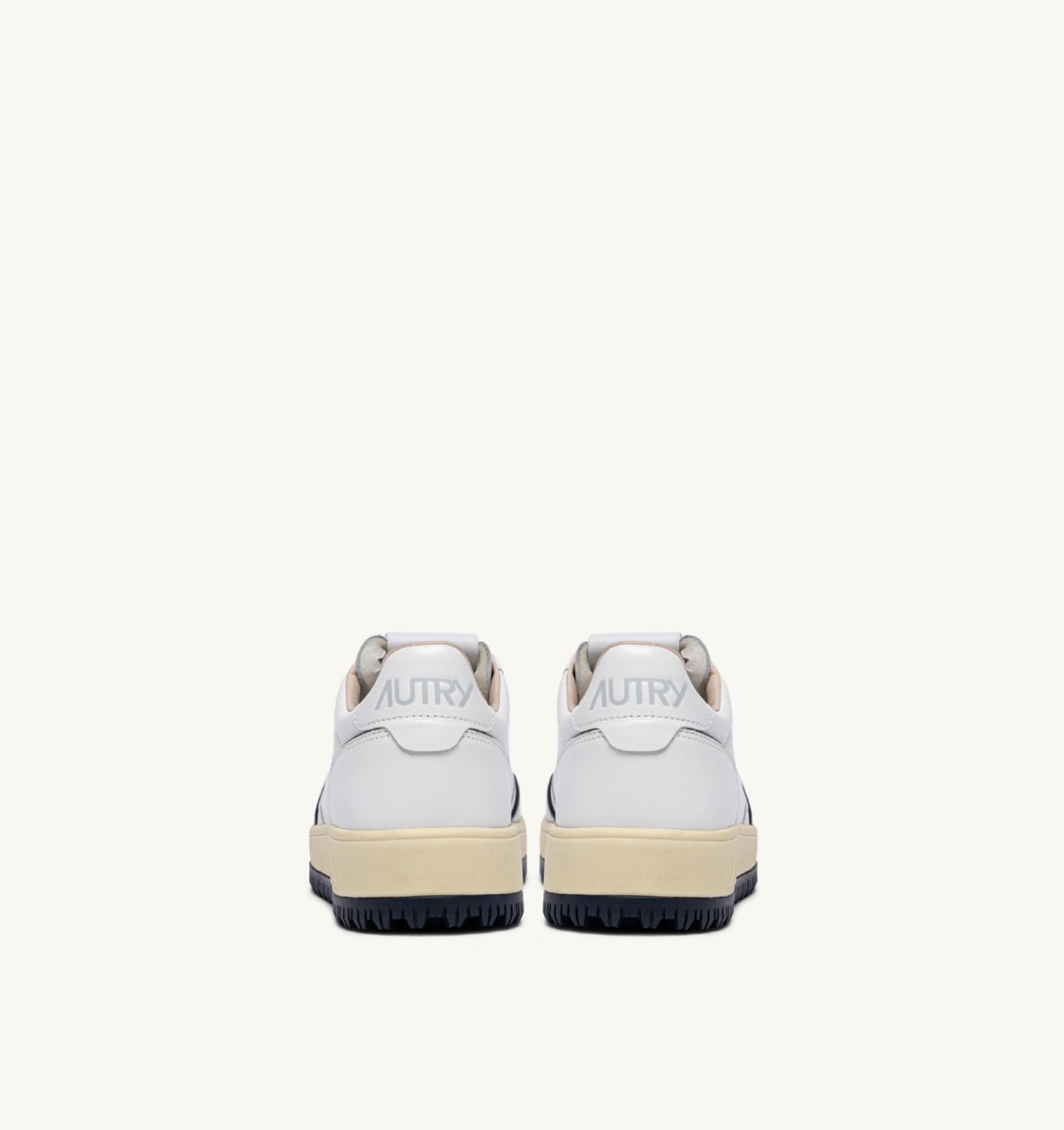 GOLF LOW SNEAKERS IN WHITE AND NAVY LEATHER