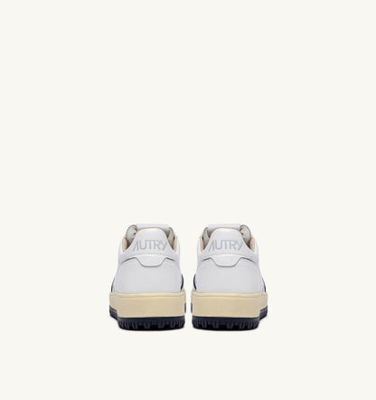 GOLF LOW SNEAKERS IN WHITE AND NAVY LEATHER
