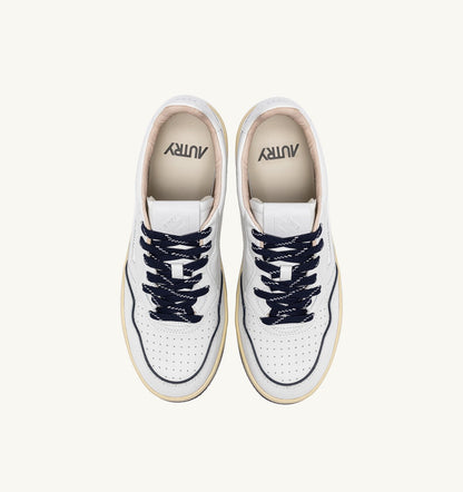 GOLF LOW SNEAKERS IN WHITE AND NAVY LEATHER