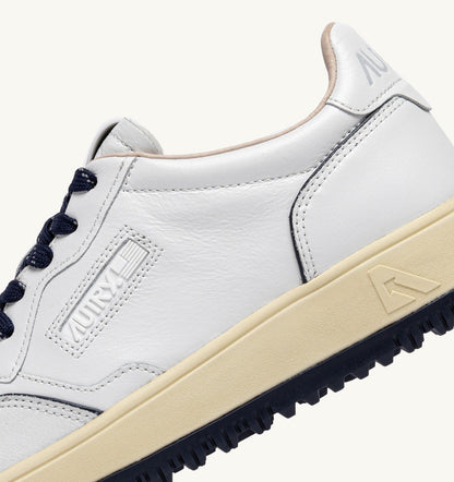 GOLF LOW SNEAKERS IN WHITE AND NAVY LEATHER
