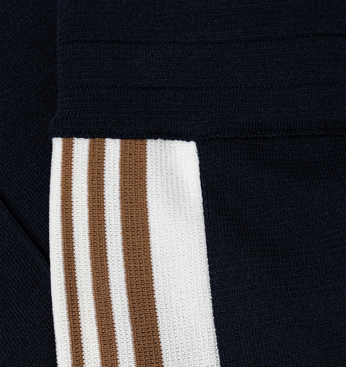 KNITTED TENNIS VISCOSE JOGGERS MAN