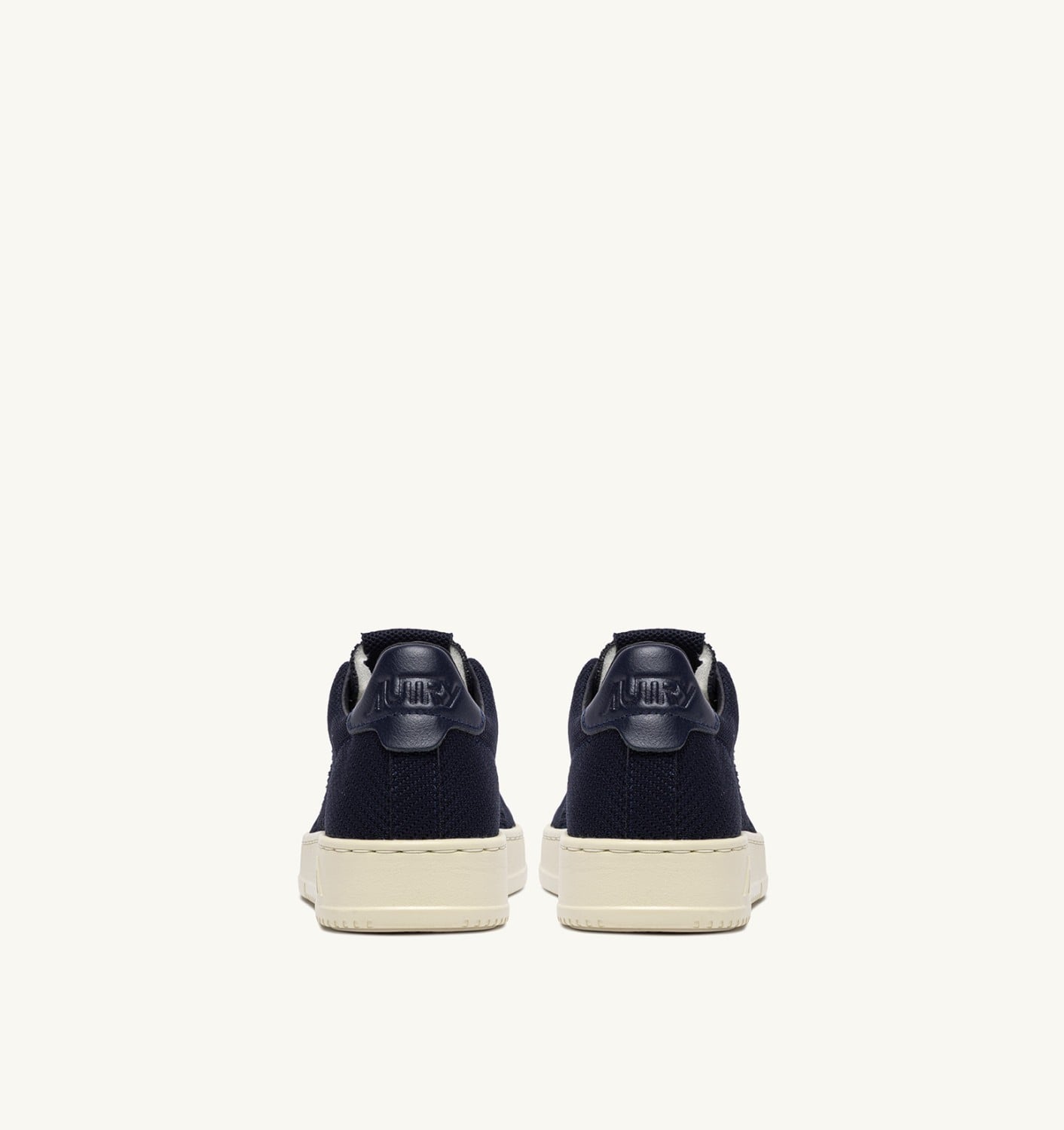 MEDALIST EASEKNIT LOW SNEAKERS IN SPACE BLUE KNIT