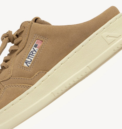 MEDALIST MULE SNEAKERS IN COPPER SUEDE