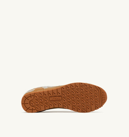 WINDSPIN SNEAKERS IN EARTH LEATHER WITH DECORATIONS