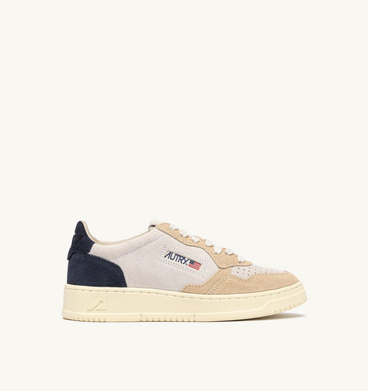 MEDALIST LOW TRICOLOR SNEAKERS IN SUEDE COLOR WHITE SAND AND BLUE SPACE