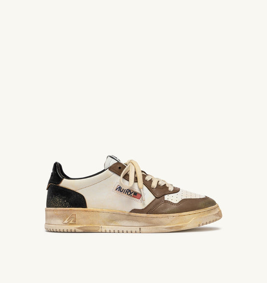 MEDALIST LOW SUPER VINTAGE SNEAKERS IN WHITE, BLACK AND MALT LEATHER