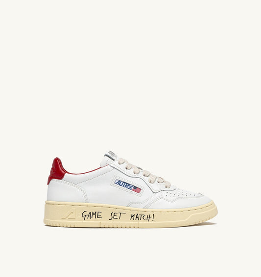 MEDALIST LOW SNEAKERS IN WHITE AND RED LEATHER WITH LETTERING