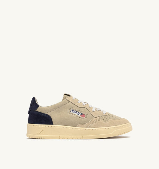 MEDALIST LOW TRICOLOR SNEAKERS IN SUEDE COLOR ECRU PAPYRUS AND BLUE SPACE