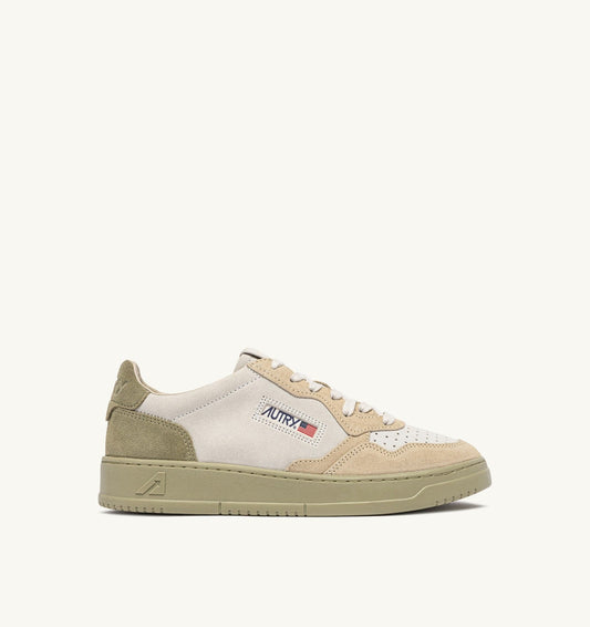 MEDALIST LOW TRICOLOR SNEAKERS IN SUEDE COLOR WHITE SAND AND GRAY GREEN