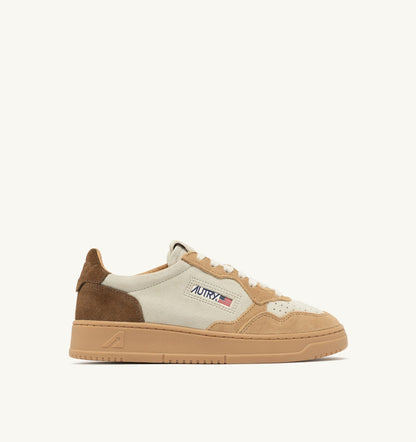 MEDALIST LOW TRICOLOR SNEAKERS IN SUEDE COLOR TUNDRA EGG AND PEANUT