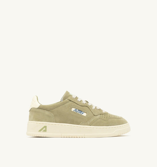 MEDALIST LOW SNEAKERS IN GRAY GREEN AND WHITE SUEDE
