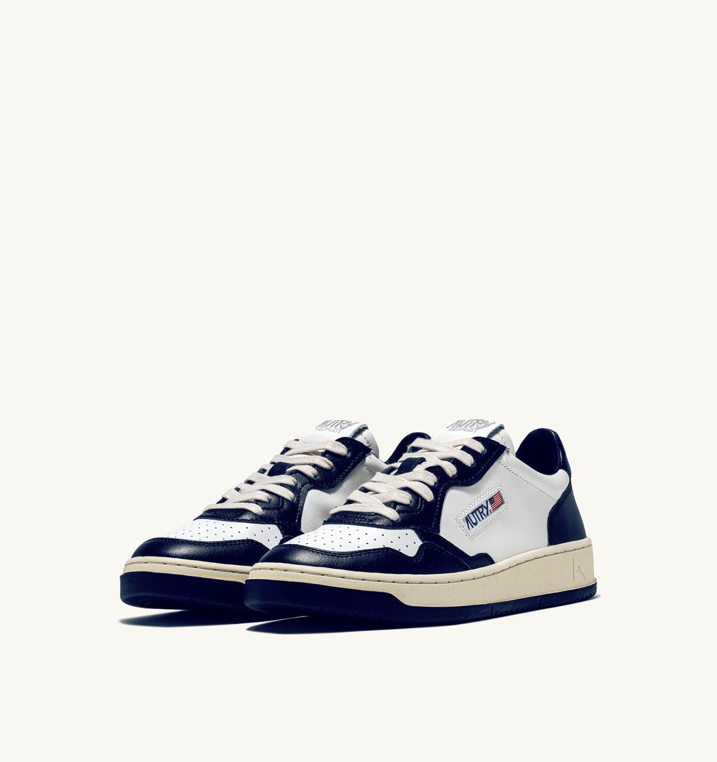 MEDALIST LOW BICOLOR SNEAKERS IN WHITE AND BLUE LEATHER