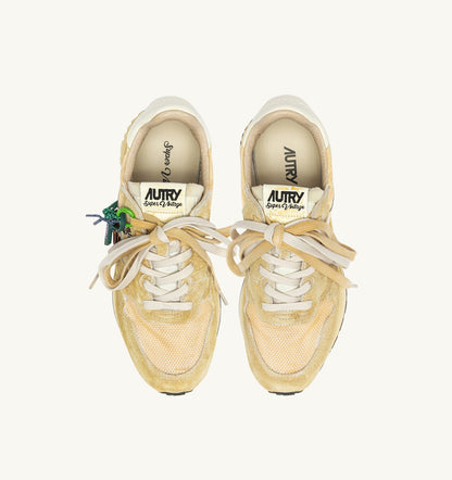 REELWIND SUPER VINTAGE SNEAKERS IN YOLK YELLOW AND WHITE SUEDE AND NYLON