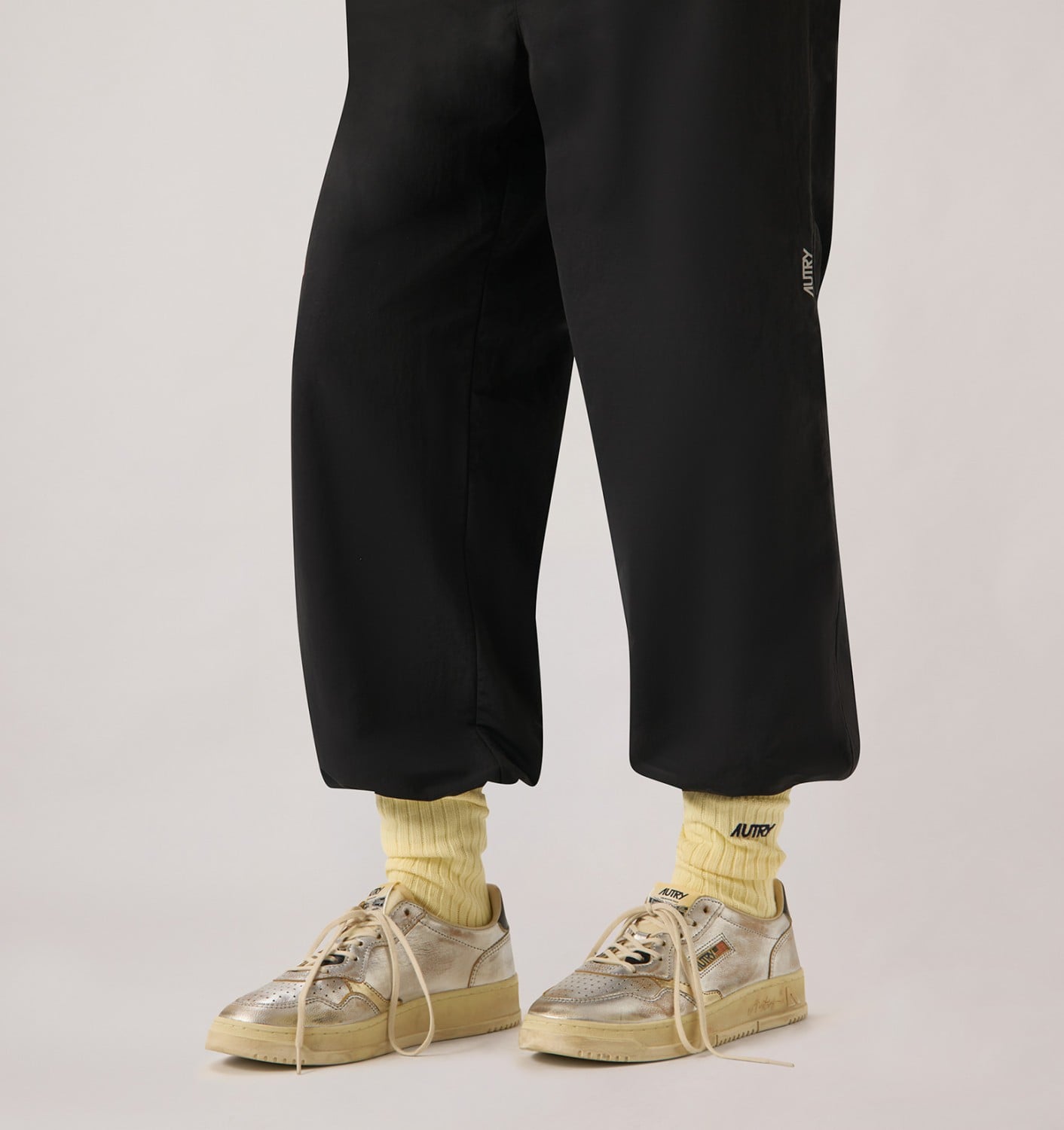 MEDALIST LOW SUPER VINTAGE SNEAKERS IN SILVER, PLATINUM AND BLACK LEATHER