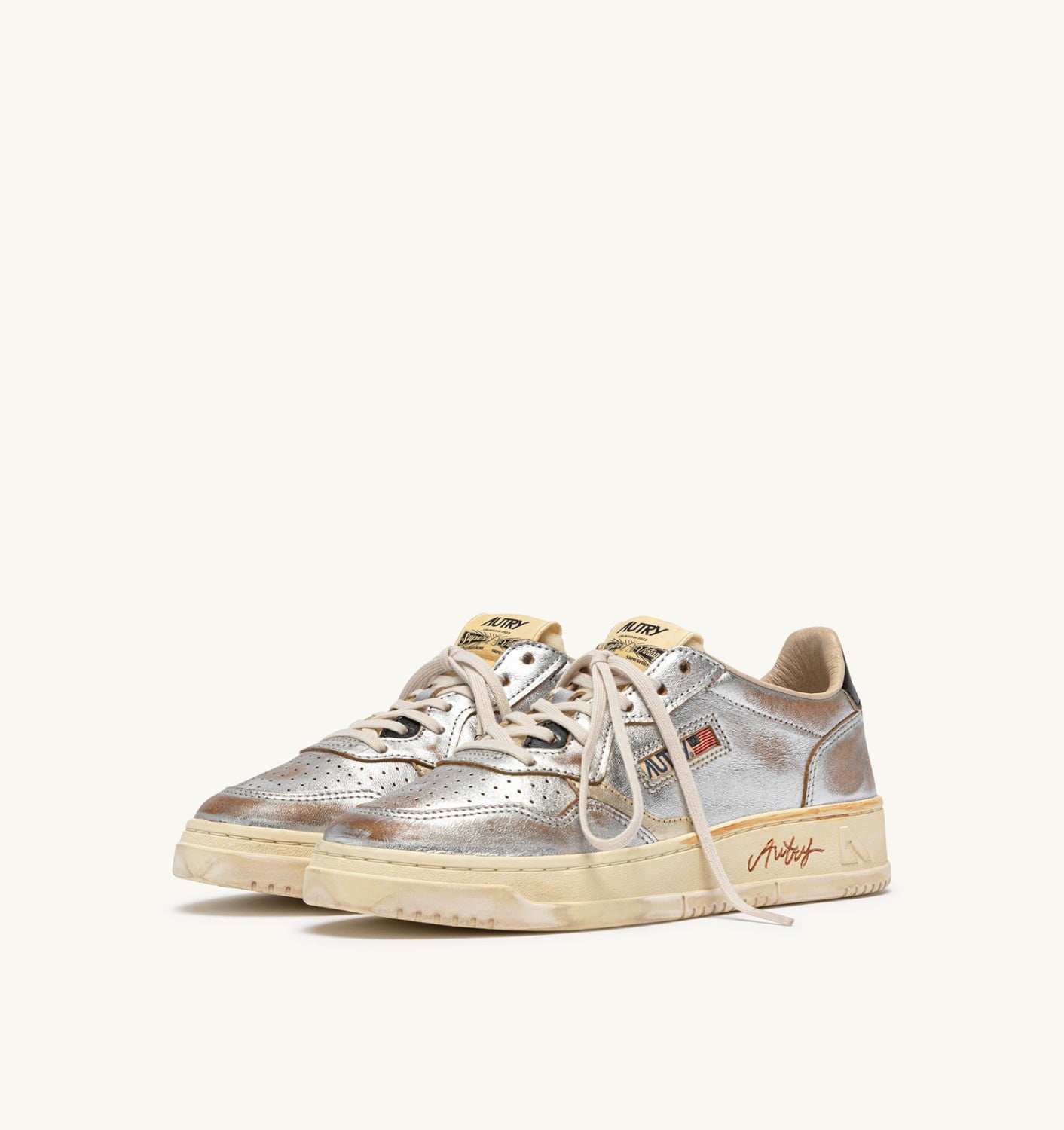 MEDALIST LOW SUPER VINTAGE SNEAKERS IN SILVER, PLATINUM AND BLACK LEATHER