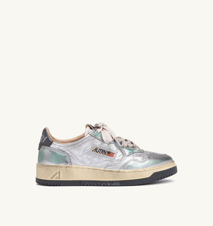 MEDALIST LOW SNEAKERS SUPER VINTAGE IN SILVER TONE METALIZED LEATHER