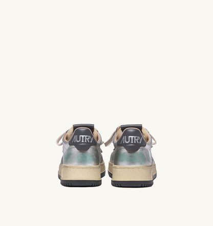 MEDALIST LOW SNEAKERS SUPER VINTAGE IN SILVER TONE METALIZED LEATHER